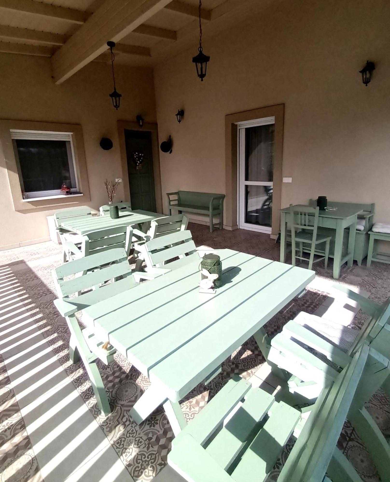 A Zoldbiciklis Haz Apartment Egerszalok Ngoại thất bức ảnh