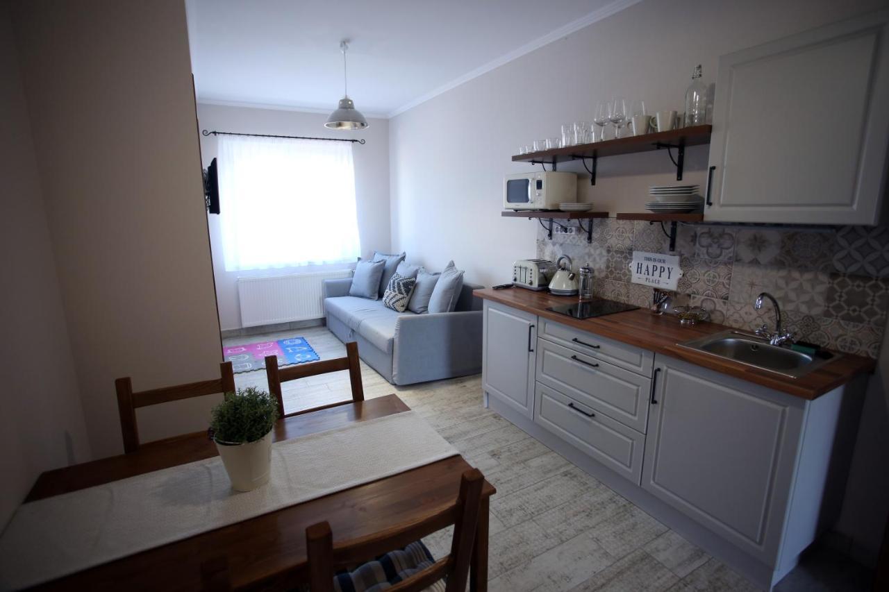 A Zoldbiciklis Haz Apartment Egerszalok Ngoại thất bức ảnh