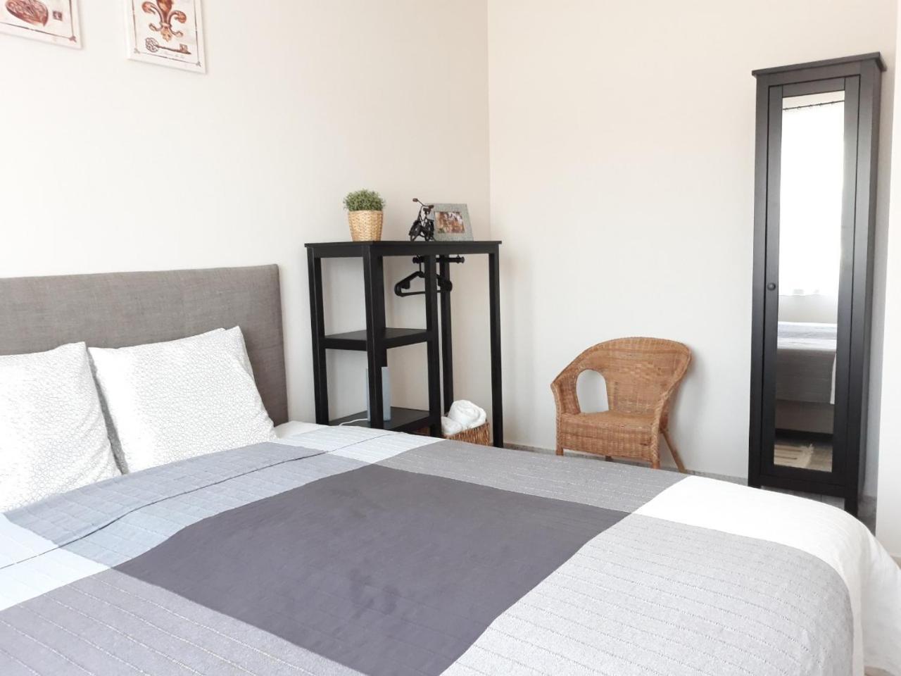 A Zoldbiciklis Haz Apartment Egerszalok Ngoại thất bức ảnh